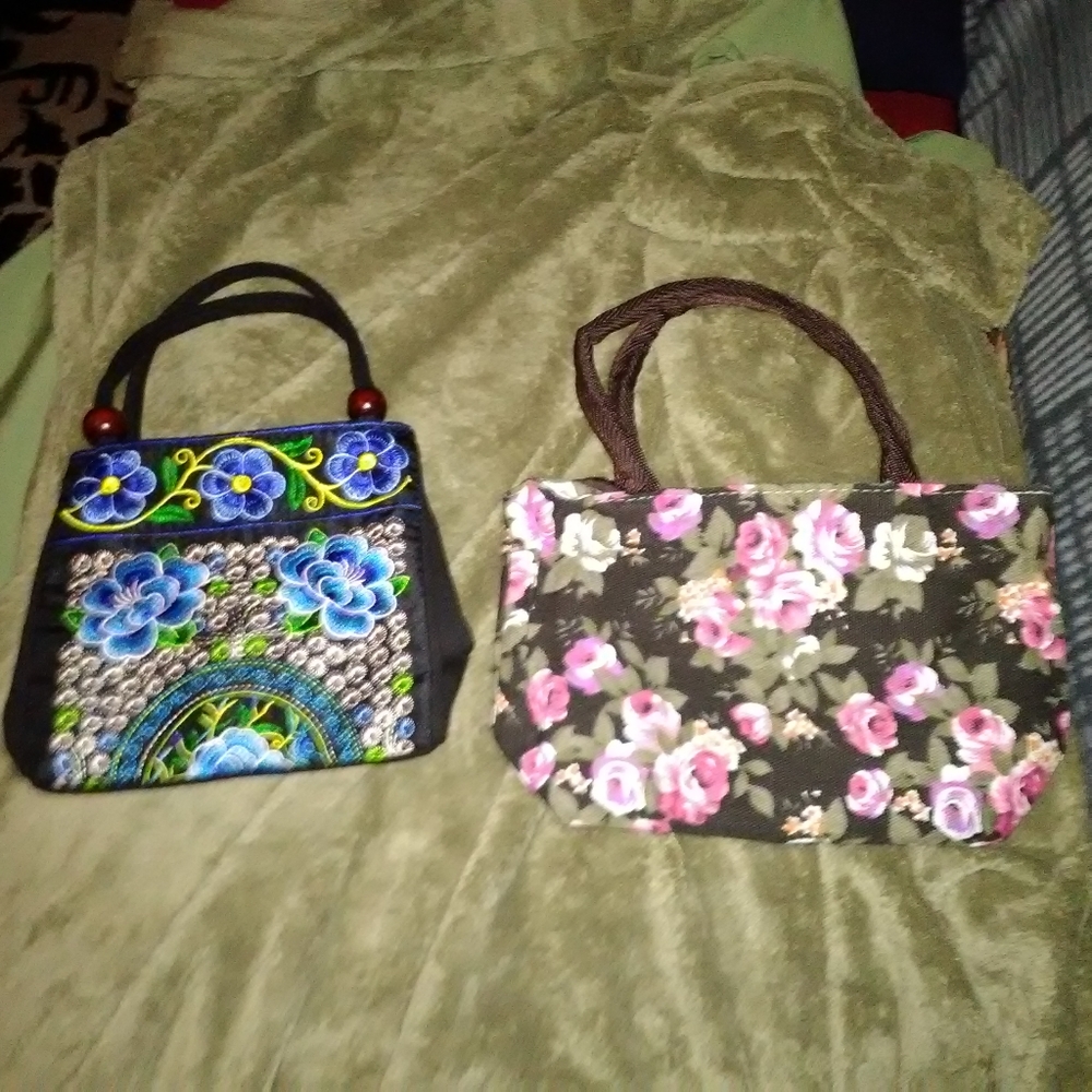 set of 2 floral handbags